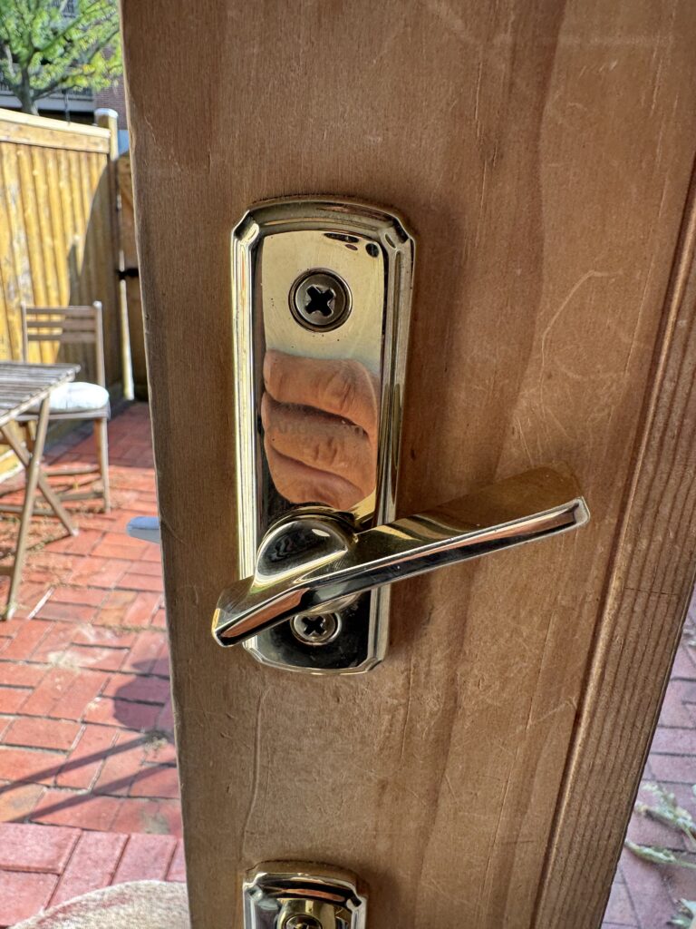Residential door lock repair in Northern Virginia